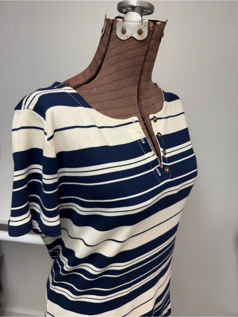 Lauren Ralph Lauren Navy and White Striped Short-Sleeve Top Size XL - Picture 7 of 12
